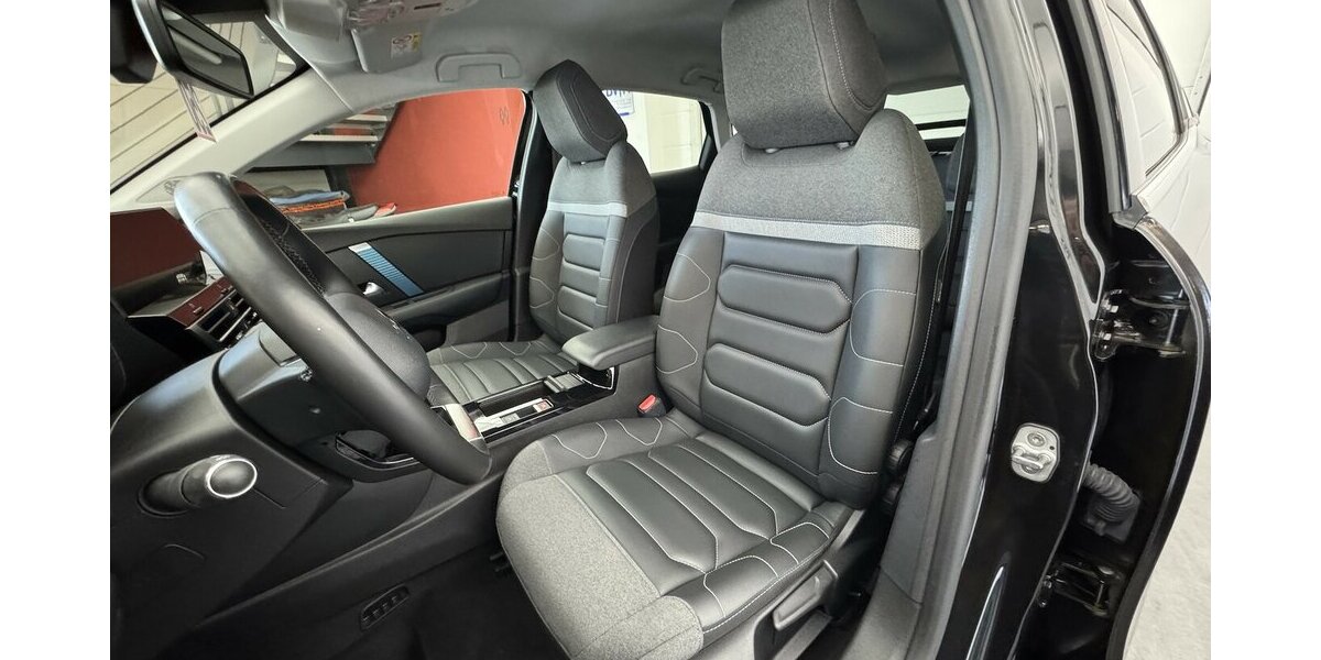 Citroen C4 e- 136 Shine 50 KWh LED CARPLAY 43.800 km 16.890 &euro; Lich 35423