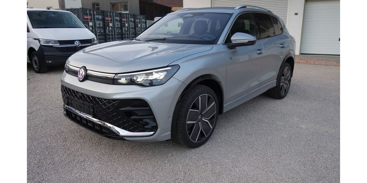 VW Tiguan 7.464 km 45.999 &euro; Holzheim OT Ellerbach 89438