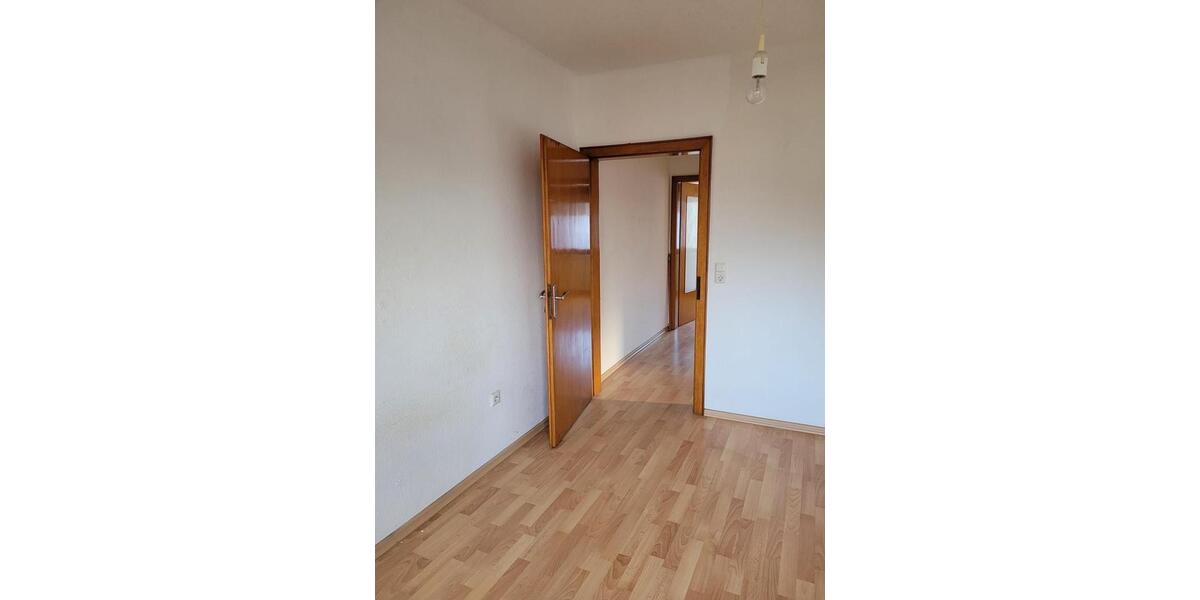 Einfamilienhaus Sankt Ingbert - 6 Zimmer, 120 m&sup2;, 168.000&euro; | Angebot:27092311