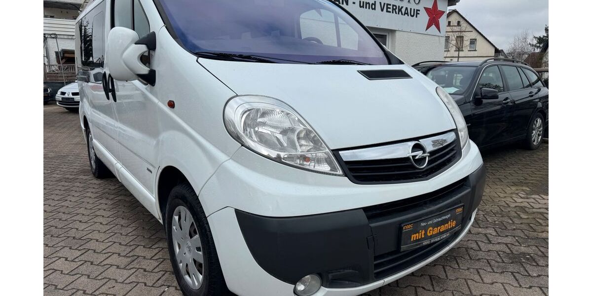 Opel Vivaro 123.000 km 9.999 &euro; Löhne 32584