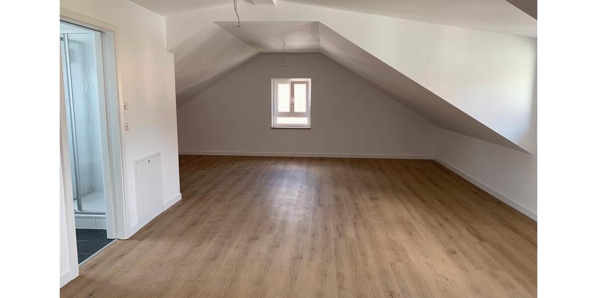 Maisonettenwohnung Schwandorf - 1 Zimmer, 115 m&sup2;, 1.400&euro; | Angebot:26699686