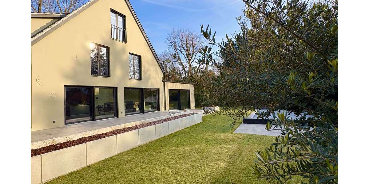 Haus zum Mieten in Landau 3.500 € 225 m² 7 zimmer