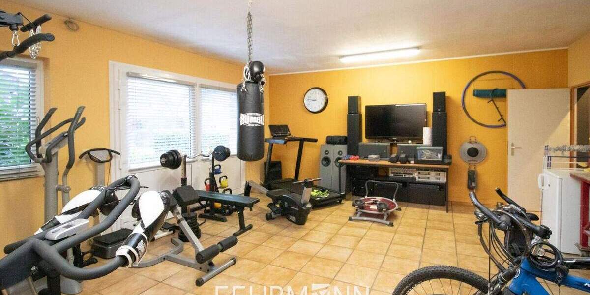 Einfamilienhaus Uelsen - 9 Zimmer, 220 m&sup2;, 444.000&euro; | Angebot:25730253