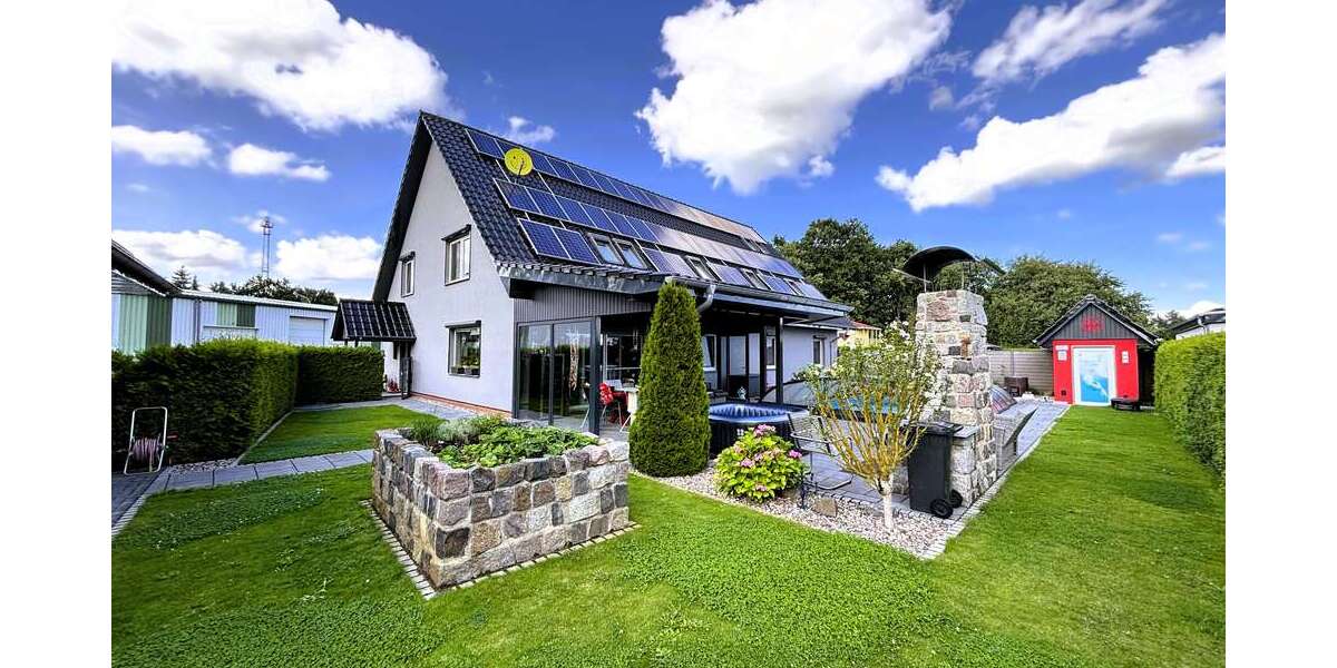 Einfamilienhaus Neustrelitz - 12 Zimmer, 319 m&sup2;, 749.000&euro; | Angebot:24177328