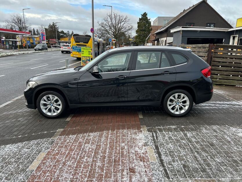 BMW X1 169.000 km 10.900 € Berlin 12349