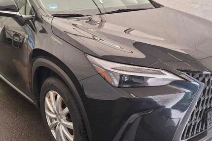 Lexus NX 350h 124.000 km 32.999 &euro; Ditzingen 71254