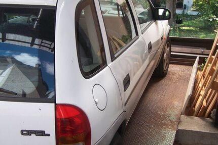 Opel Corsa 95.000 km 1.400 &euro; Blieskastel 66440