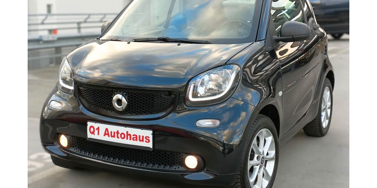 Smart ForTwo 70.000 km 8.880 &euro; Berlin 13055