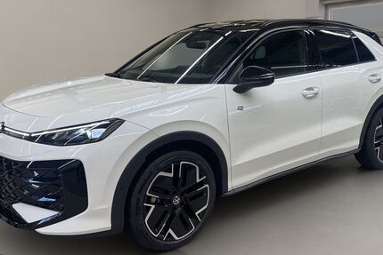 VW T-Roc 1.294 km 39.699 &euro; Krefeld 47805