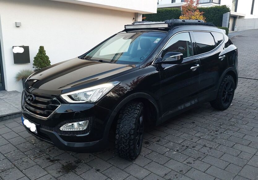 Hyundai SANTA FE 167.000 km 11.900 € Bad Oeynhausen 32545
