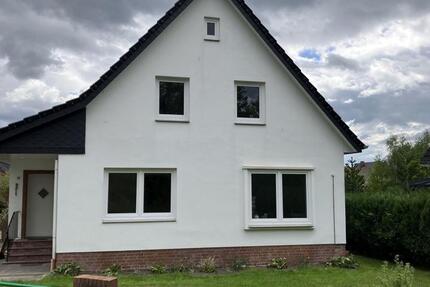 Haus Beverstedt - 7 Zimmer, 135 m&sup2;, 1.050&euro; | Angebot:26603343