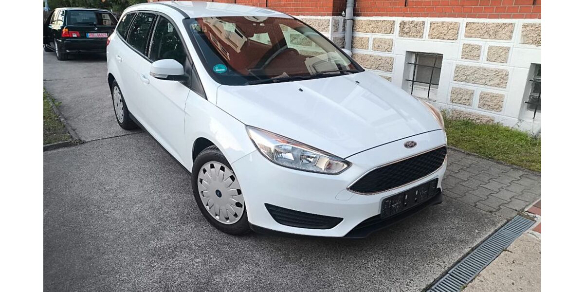 Ford Focus 54.800 km 6.999 &euro; Wolfsburg 38444