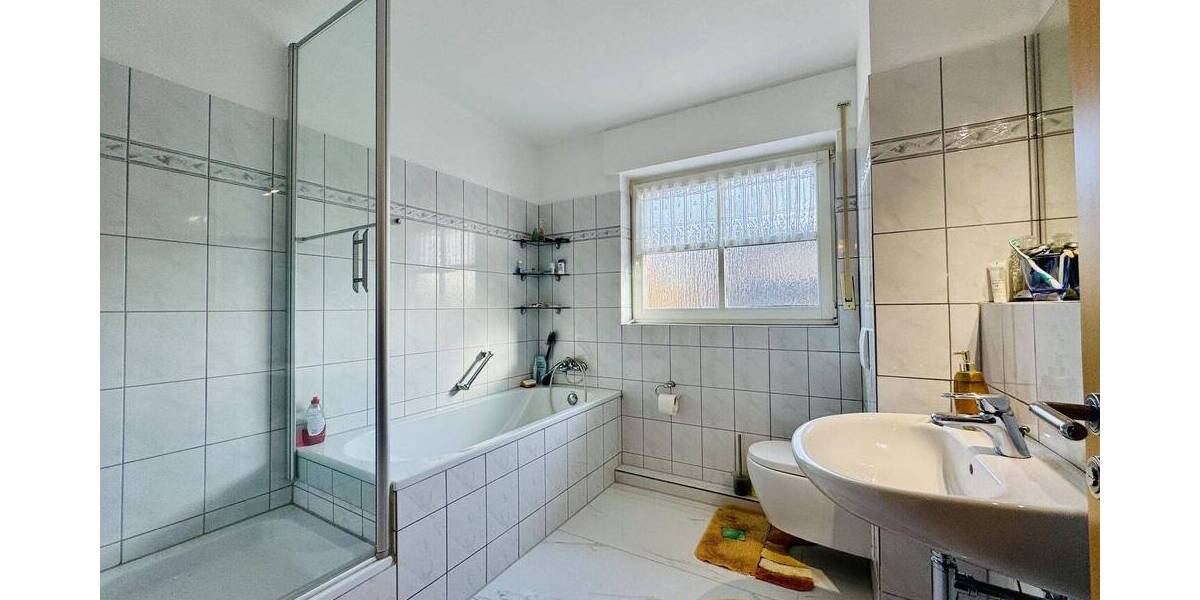 Reihenendhaus Krefeld Fischeln - 5 Zimmer, 121 m&sup2;, 510.000&euro; | Angebot:24114629