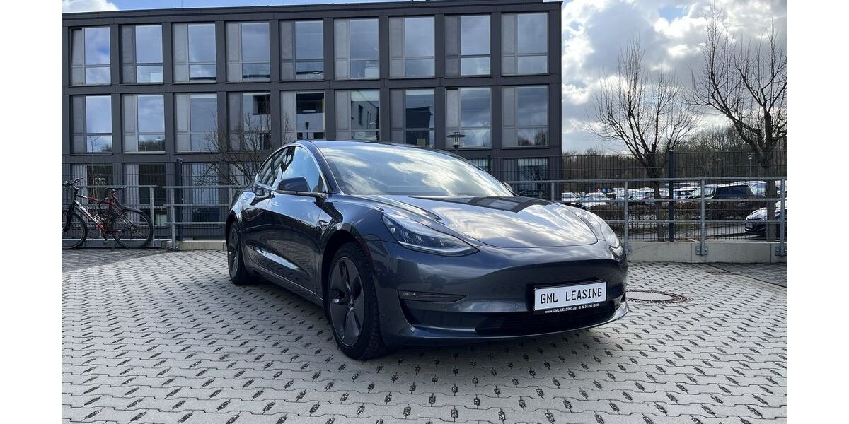 Tesla Model 3 123.250 km 19.950 &euro; Bochum 44801