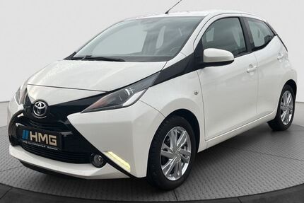Toyota Aygo (X) 53.400 km 7.900 &euro; Büdingen-Düdelsheim 63654