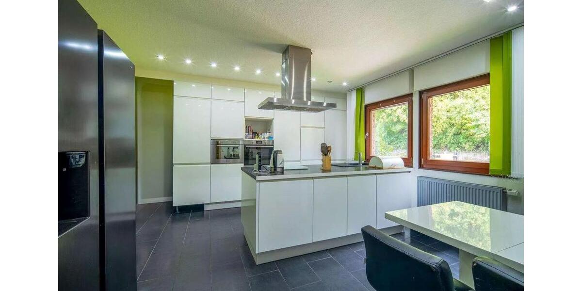 126m² Komfort-Wohnung | EBENERDIG | SANIERT 2022 | DES 5 zimmer