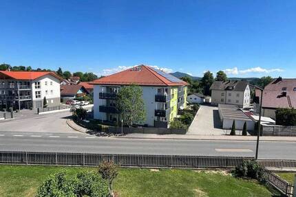 Wohnung Furth im Wald Furth - 3 Zimmer, 76 m&sup2;, 125.000&euro; | Angebot:26885915