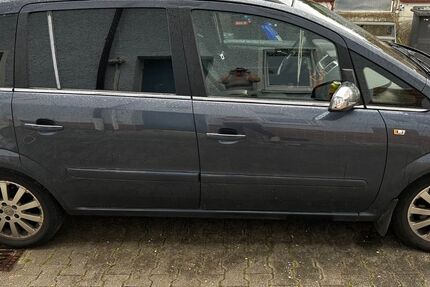 Opel Zafira 288.000 km 700 &euro; Freudenberg 92272