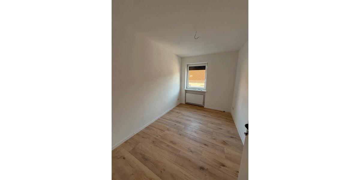 Etagenwohnung Pirmasens - 2 Zimmer, 50 m&sup2;, 500&euro; | Angebot:26400534