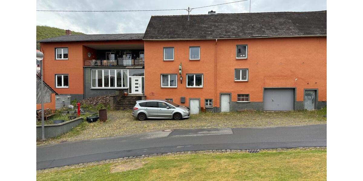 Einfamilienhaus Pelm - 8 Zimmer, 300 m&sup2;, 262.500&euro; | Angebot:26638814