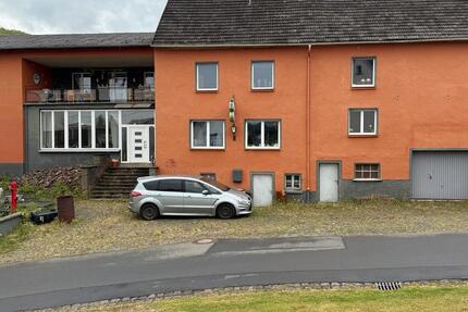Haus Pelm - 8 Zimmer, 300 m&sup2;, 262.500&euro; | Angebot:26638814