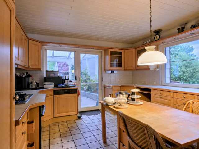 Topgepflegtes Wohlfühlhaus mit großem Grundstück in idyllischer Stadtrandlage von Bexbach - Einfamilienhaus Bexbach | Angebot:27083078