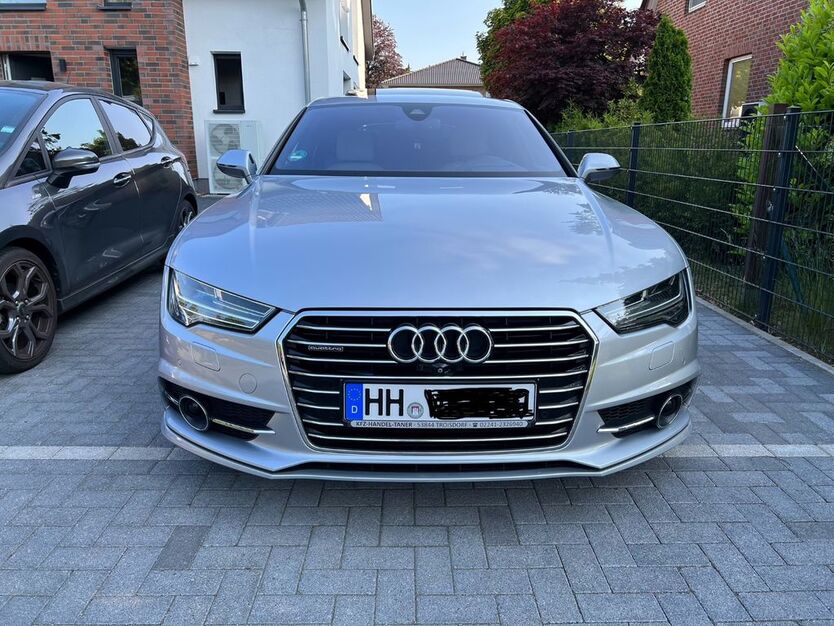 Audi A7 109.000 km 27.290 € Hamburg 22523