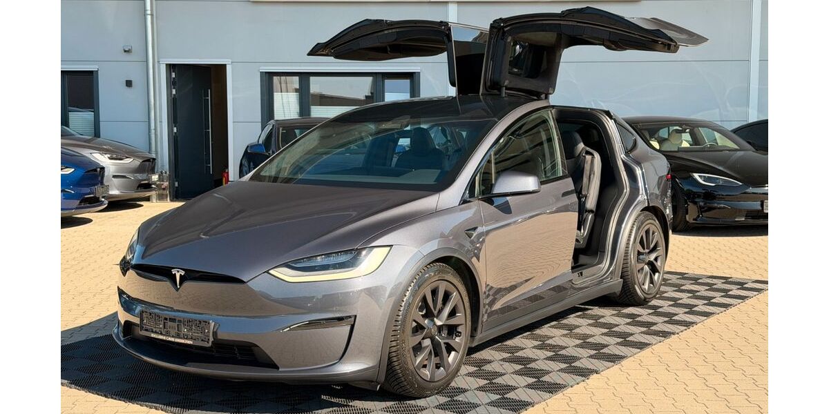 Tesla Model X 51.999 km 88.750 &euro; Emsbüren 48488