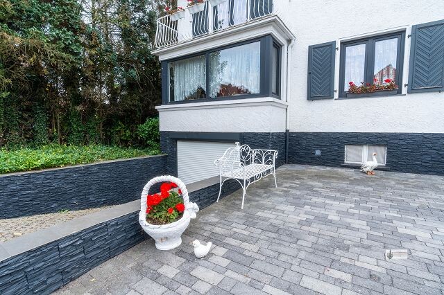 Großes EFH Modernisiert + Garten + Garage 5 zimmer