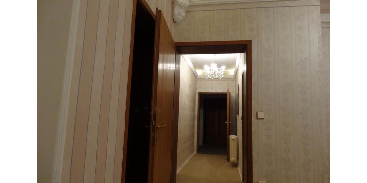 Einfamilienhaus Frankfurt am Main Sossenheim - 14 Zimmer, 320 m&sup2;, 1.850.000&euro; | Angebot:26317040