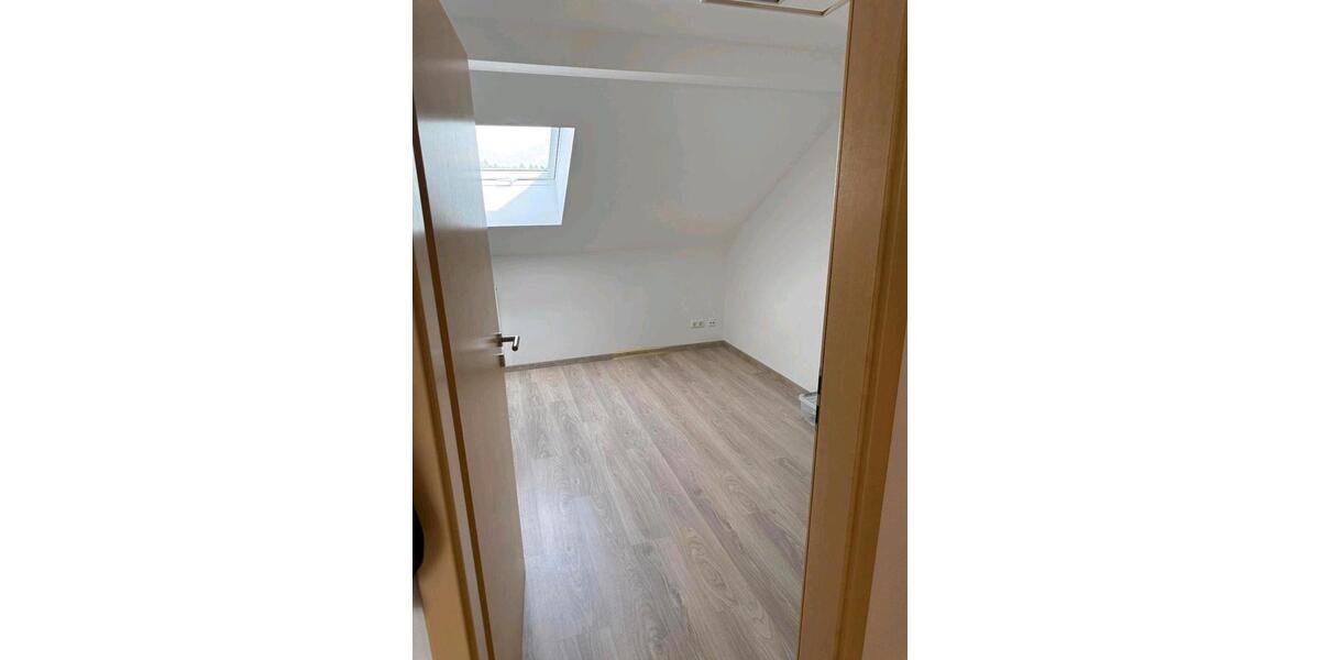 Dachgeschoßwohnung Spiegelau - 3 Zimmer, 70 m&sup2;, 550&euro; | Angebot:26468868