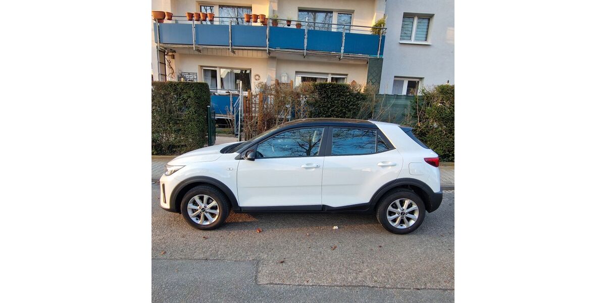 Kia Stonic 23.000 km 15.500 &euro; Langen 63225