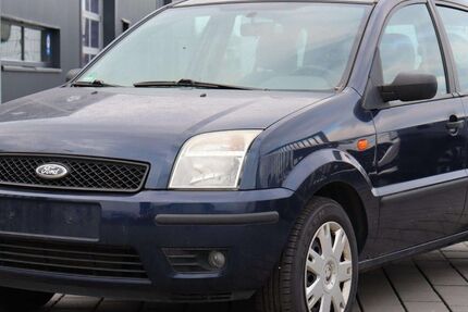 Ford Fusion 208.960 km 750 &euro; Flörsheim am Main 65439