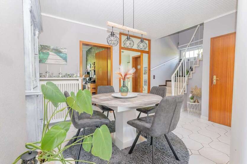 Haus zum Kaufen in Stade 258.000 € 120 m²
