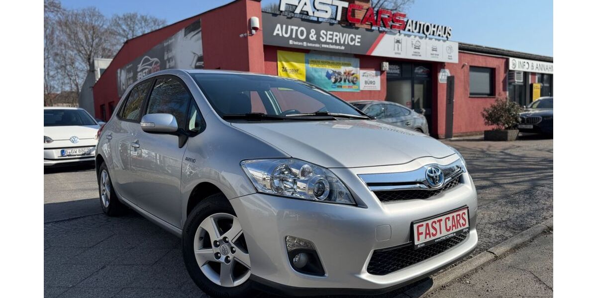 Toyota Auris 109.110 km 9.890 &euro; Berlin 13509