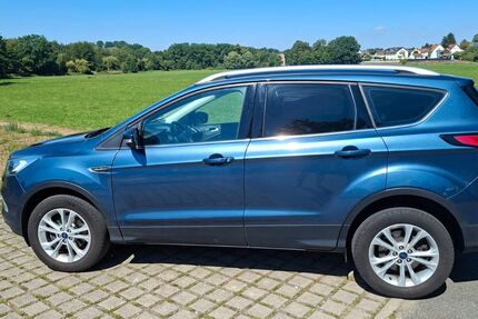Ford Kuga 98.857 km 11.490 &euro; nürnberg 90453