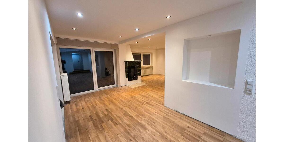 Erdgeschoßwohnung Würzburg Dürrbachau - 3 Zimmer, 98 m&sup2;, 1.350&euro; | Angebot:25362791