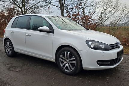 VW Golf 92.000 km 6.600 &euro; Elsterwerda 04910