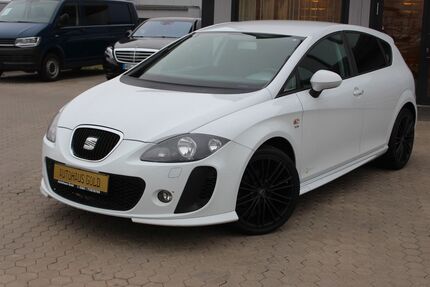 Seat Leon 114.174 km 6.990 &euro; Rostock 18107