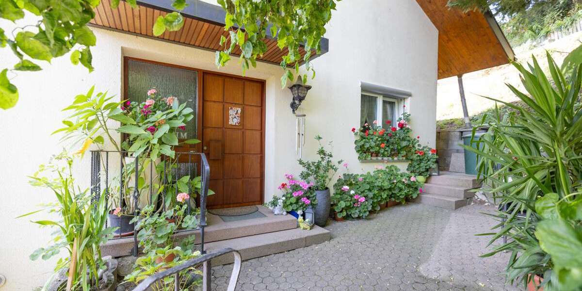 Haus zum Kaufen in Stockach Zizenhausen 539.000 € 240 m² - Einfamilienhaus Stockach / Zizenhausen Zizenhausen | Angebot:16957090