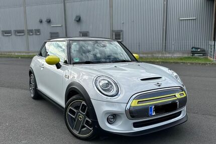 Mini Cooper SE 75.934 km 16.790 &euro; Großenlüder 36137