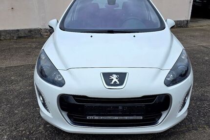 Peugeot 308 178.000 km 5.900 &euro; Dresden 01259