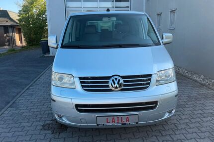 VW T5 Transporter 300.000 km 10.600 &euro; GELDERN 47608