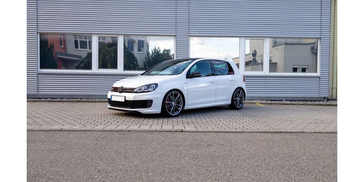 VW Golf 105.000 km 15.500 &euro; Rutesheim 71277