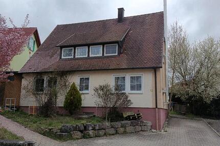 Haus Satteldorf - 6.5 Zimmer, 120 m&sup2;, 160.000&euro; | Angebot:26322973