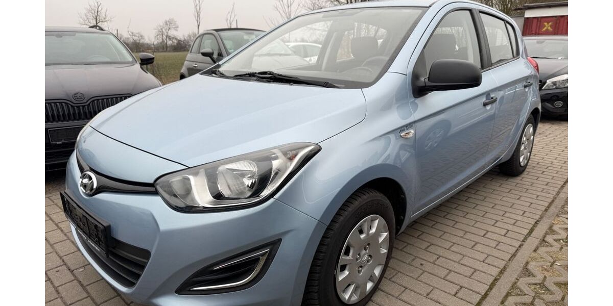 Hyundai i20 141.000 km 4.200 &euro; Wildau 15745