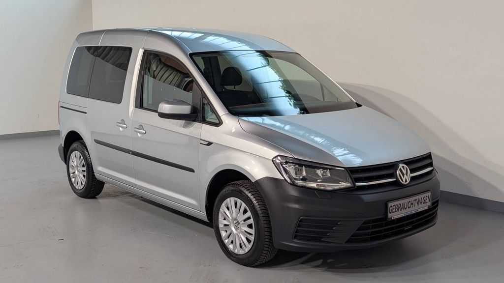 VW Caddy 84.000 km 15.690 &euro; Henstedt-Ulzburg 24558