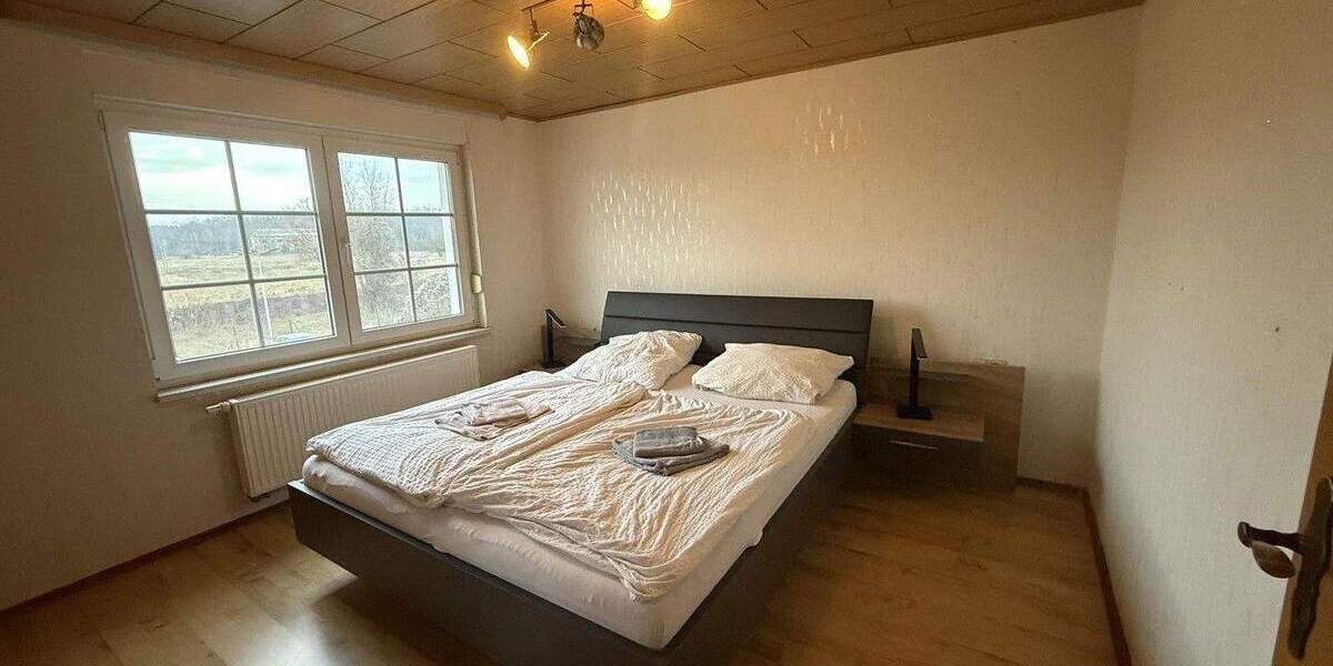 Reihenmittelhaus Gräfenhainichen OT Zschornewitz Zschornewitz - 5 Zimmer, 130 m&sup2;, 175.000&euro; | Angebot:25718855