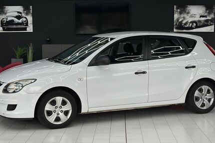 Hyundai i30 171.901 km 3.999 € Mönchengladbach 41179