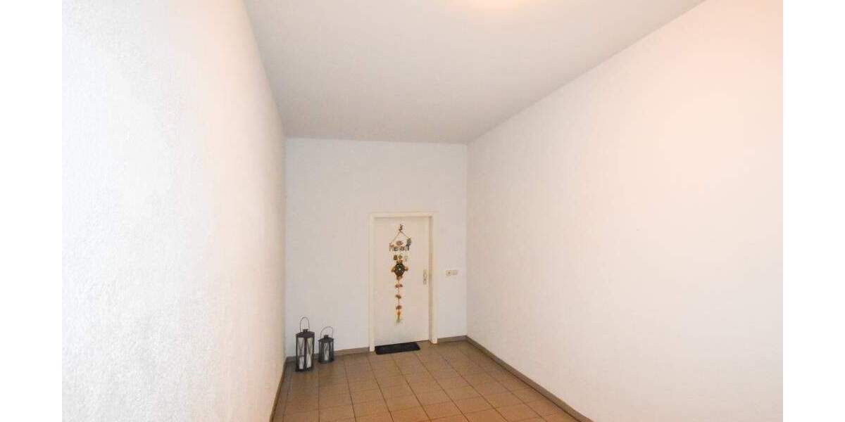 Etagenwohnung Dessau-Roßlau Roßlau - 3 Zimmer, 104 m&sup2;, 139.000&euro; | Angebot:25749345